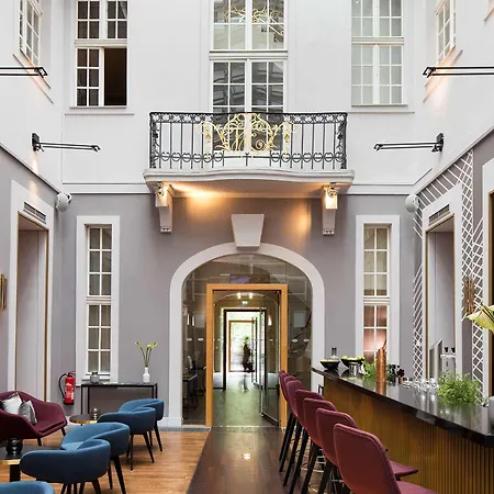 Hotel Art'otel Mitte, Powered By Radisson 4*