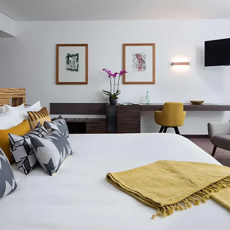 Art'otel Mitte, Powered By Radisson Hotel 4*