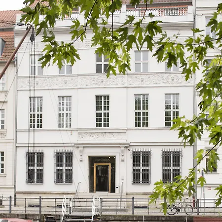 Hotel Art'otel Mitte, Powered By Radisson