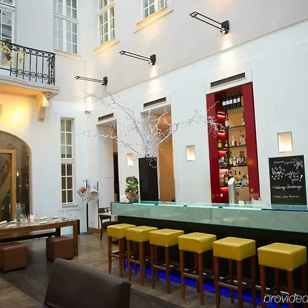 Art'otel Mitte, Powered By Radisson Hotel