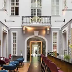 Hotel Art'otel Mitte, Powered By Radisson 4*