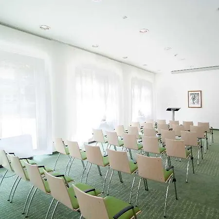 Art'otel Mitte, Powered By Radisson 4*