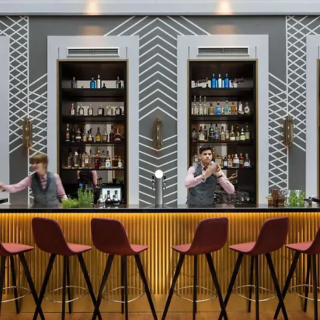 Art'otel Mitte, Powered By Radisson ホテル 4*