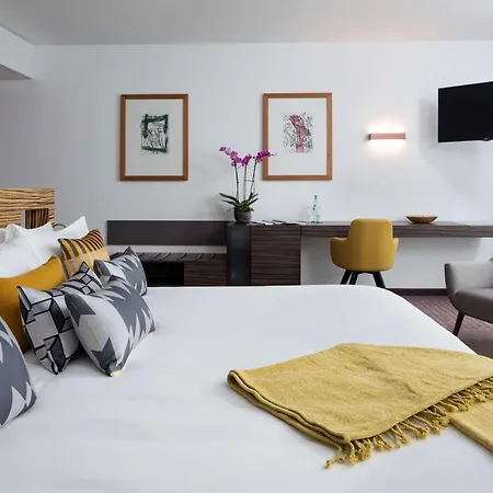 Art'otel Mitte, Powered By Radisson 4*