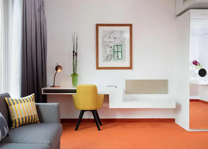 Art'otel Mitte, Powered By Radisson 4*