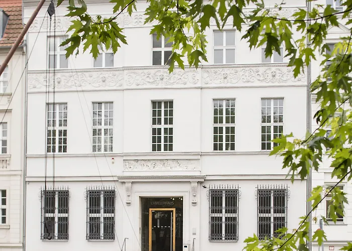 فندق Art'otel Mitte, Powered By Radisson